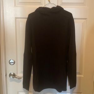 Lululemon black hooded sweater